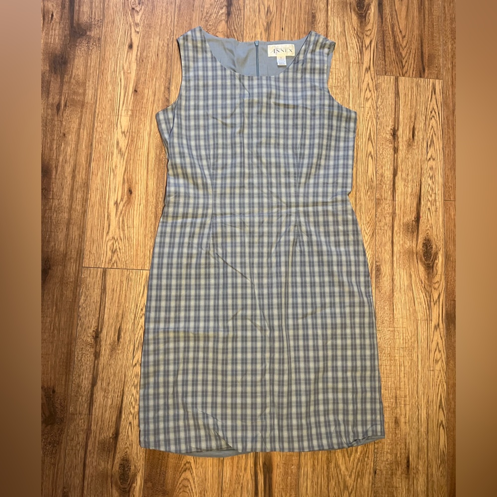 Casual Corner Annex Blue plaid sleeves dress